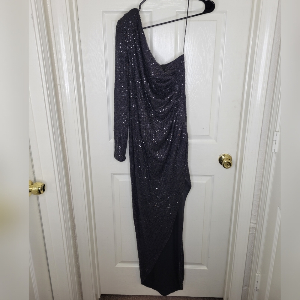 Sequins Maxi Dress -Black
